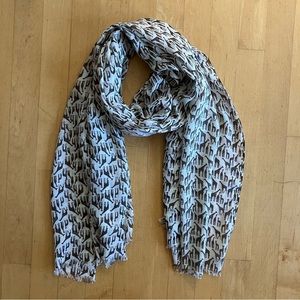 2/$20 Giraffe scarf J.Crew NWOT